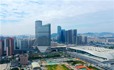 深圳模特:展现时尚与优雅的完美融合 深圳模特:展现时尚与优雅的完美融合